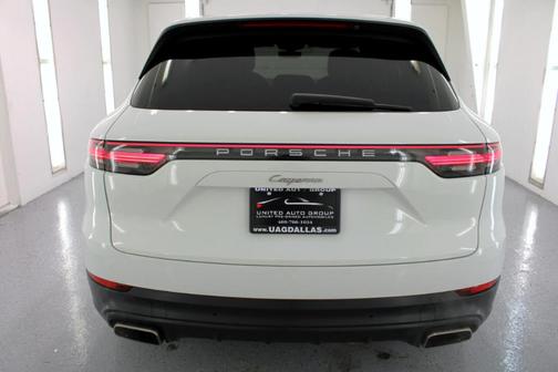 2019 Porsche Cayenne Base