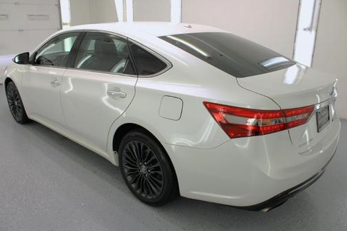 2016 Toyota Avalon XLE Premium