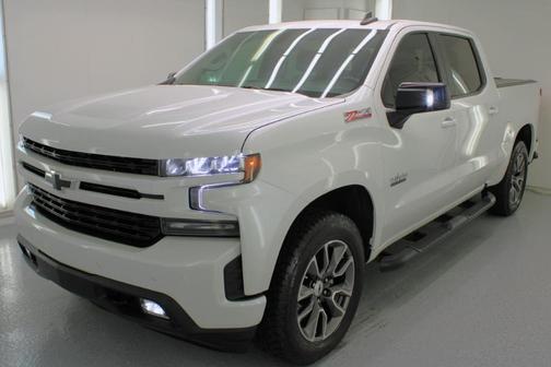 White 2020 Chevrolet Silverado 1500 RST
