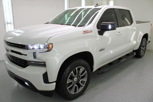 White 2020 Chevrolet Silverado 1500 RST