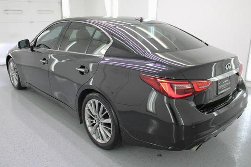 2023 INFINITI Q50 LUXE