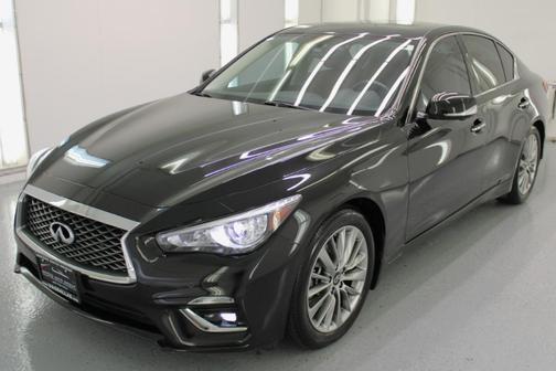 2023 INFINITI Q50 LUXE