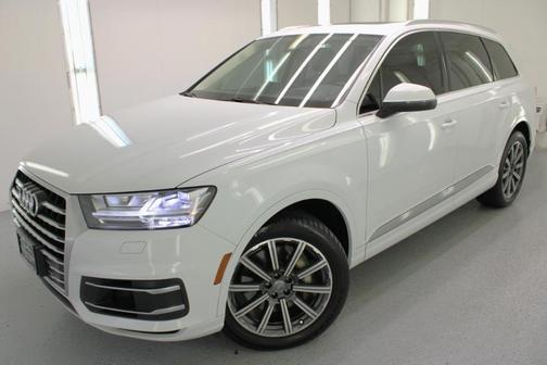 Glacier White Metallic 2017 Audi Q7 3.0T Prestige