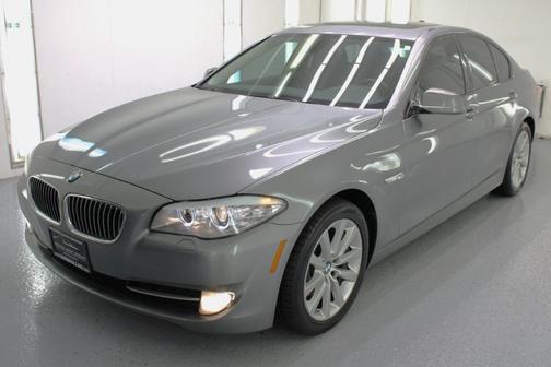 2011 BMW 528 i