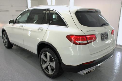 2017 Mercedes-Benz GLC 300 Base