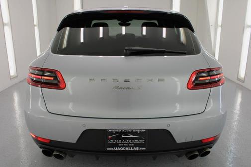 2017 Porsche Macan S