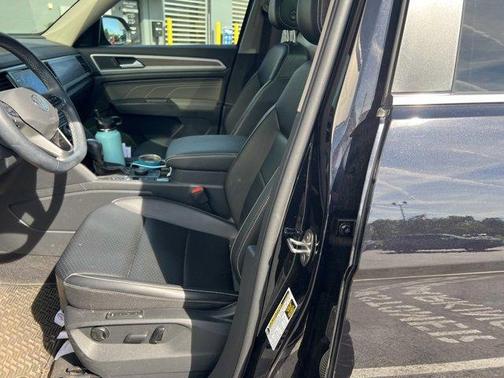 2022 Volkswagen Atlas 3.6L SEL