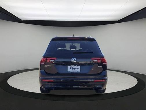 2021 Volkswagen Tiguan 2.0T SE R-Line Black
