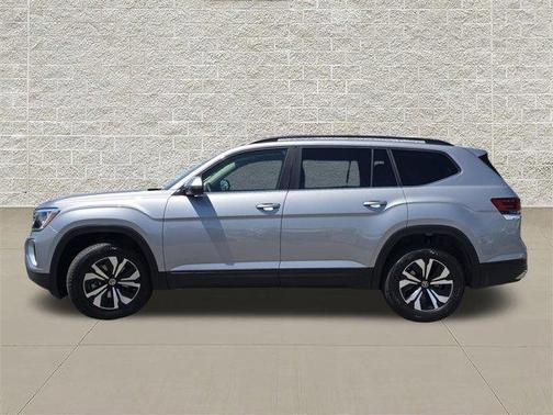 Silver Mist Metallic 2026 Volkswagen Atlas 2.0T SE