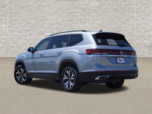 Silver Mist Metallic 2026 Volkswagen Atlas 2.0T SE