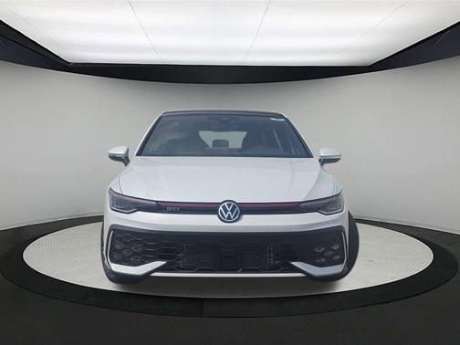 2025 Volkswagen Golf GTI 2.0T SE