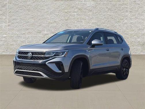 Pyrite Silver Metallic 2023 Volkswagen Taos 1.5T SEL
