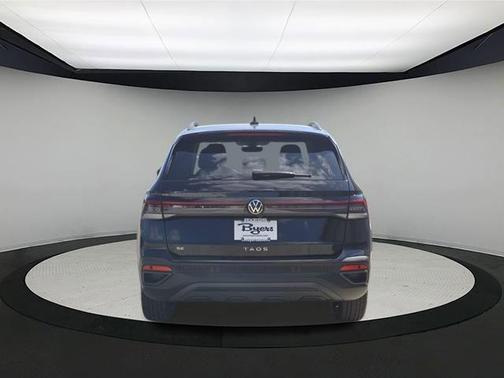 2025 Volkswagen Taos 1.5T SE Black