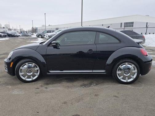 2017 Volkswagen Beetle 1.8T SEL