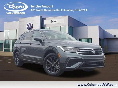 Platinum Gray Metallic 2022 Volkswagen Tiguan 2.0T SE