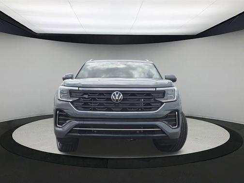 2025 Volkswagen Atlas Cross Sport 2.0T SEL Premium R-Line