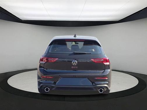 2025 Volkswagen Golf GTI 2.0T SE