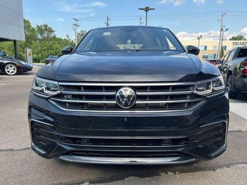 2022 Volkswagen Tiguan 2.0T SEL R-Line