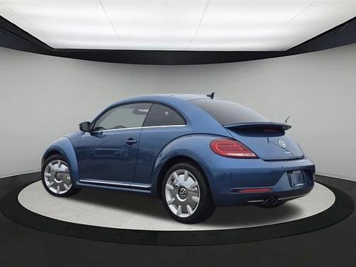 2019 Volkswagen Beetle 2.0T SE