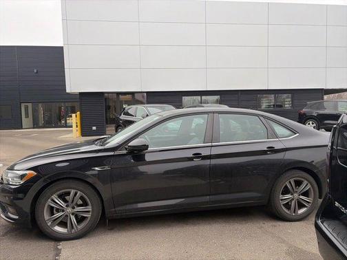 2021 Volkswagen Jetta 1.4T R-Line