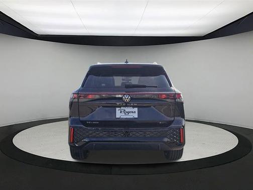 2026 Volkswagen Tiguan 2.0T SEL