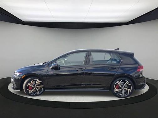 2026 Volkswagen Golf GTI SE
