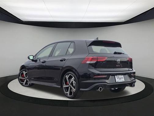 2026 Volkswagen Golf GTI SE