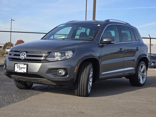 2016 Volkswagen Tiguan R-Line