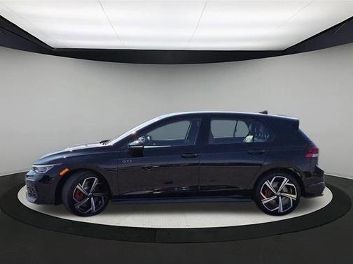 2025 Volkswagen Golf GTI 2.0T SE