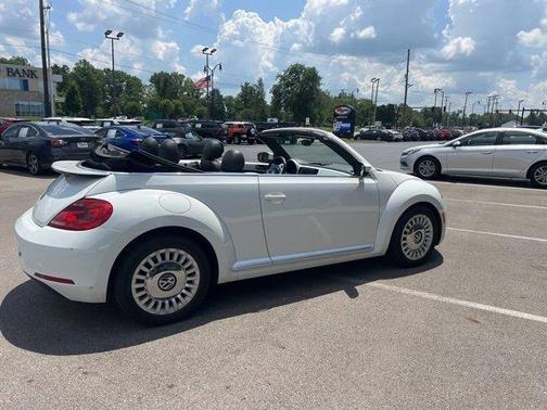 2015 Volkswagen Beetle 1.8T
