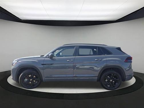 2026 Volkswagen Atlas Cross Sport 2.0T SEL R-Line Black