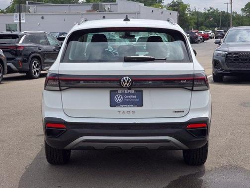 Pure White 2025 Volkswagen Taos 1.5T S