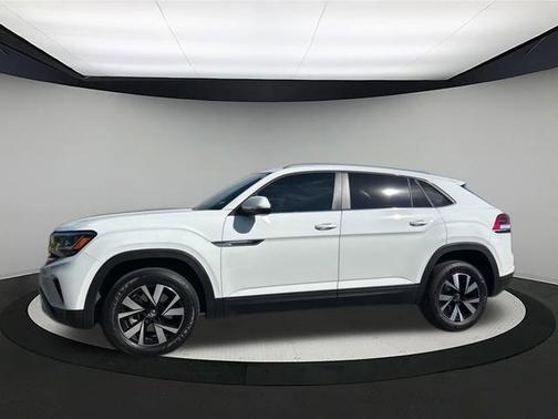 2022 Volkswagen Atlas Cross Sport 2.0T SE