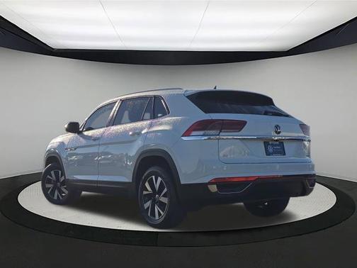 2022 Volkswagen Atlas Cross Sport 2.0T SE