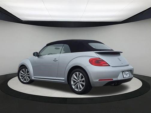 2014 Volkswagen Beetle DSG 2.0L TDI w/Premium