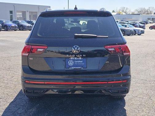 2022 Volkswagen Tiguan 2.0T SE R-Line Black