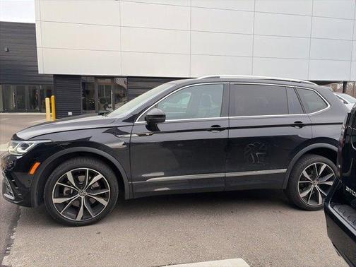 2023 Volkswagen Tiguan 2.0T SEL R-Line