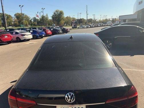 2017 Volkswagen Passat 1.8T SE