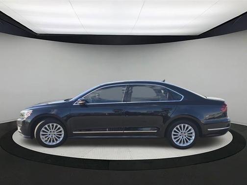 2017 Volkswagen Passat 1.8T SE