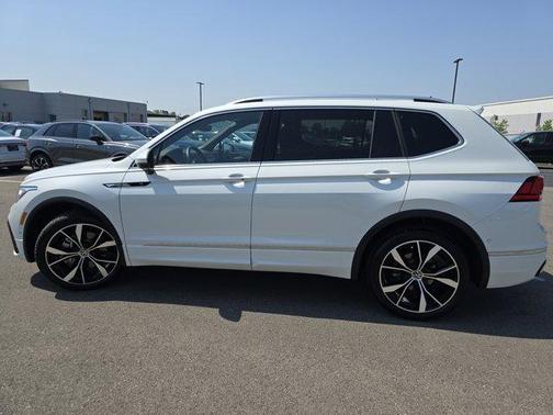 2023 Volkswagen Tiguan 2.0T SEL R-Line