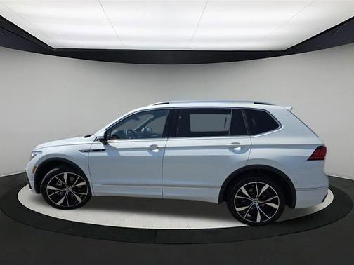 2023 Volkswagen Tiguan 2.0T SEL R-Line