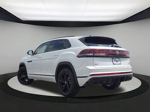 2025 Volkswagen Atlas Cross Sport 2.0T SEL R-Line Black