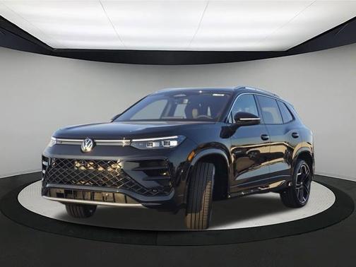 2026 Volkswagen Tiguan 2.0T SEL