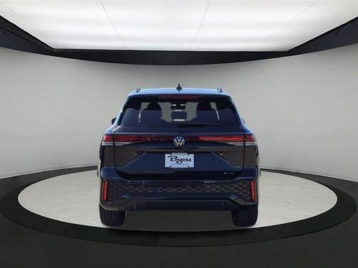 2025 Volkswagen Tiguan 2.0T SE R-Line Black