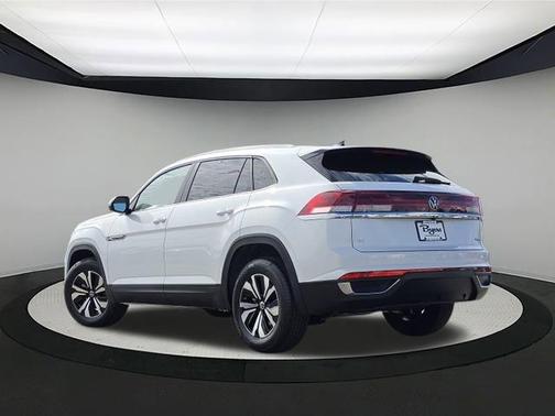 2026 Volkswagen Atlas Cross Sport 2.0T SE