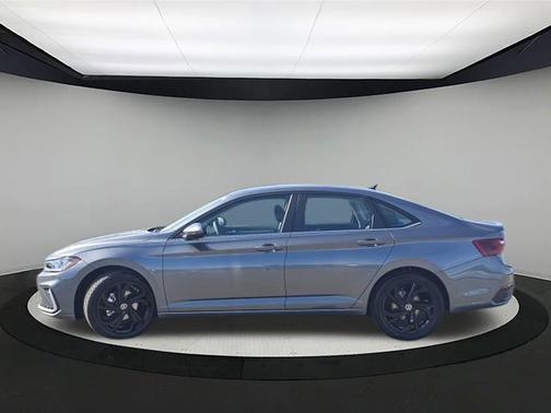 2026 Volkswagen Jetta 1.8T SE