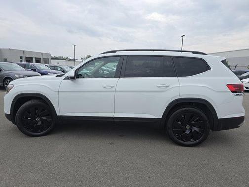 2025 Volkswagen Atlas 2.0T SE
