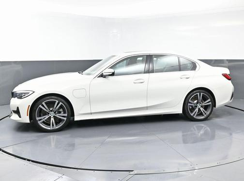 2021 BMW 330e 330e