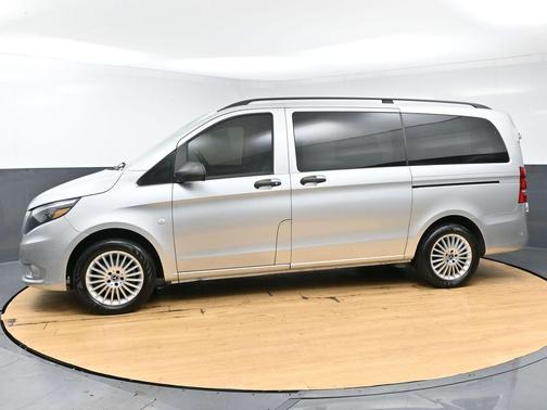 2018 Mercedes-Benz Metris Base