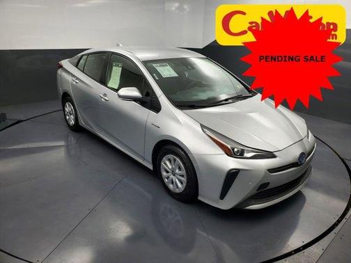 2022 Toyota Prius LE